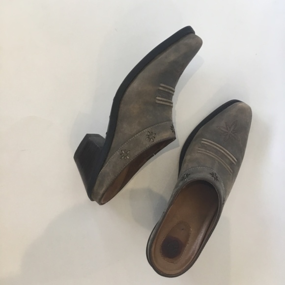 ARIAT Desert Star Brown Distressed Leather Western Mules, Women’s Size 7B - Picture 9 of 15